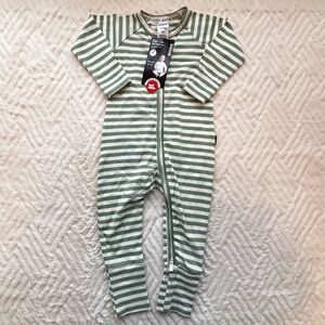 Bonds Wondersuit Size 0 6-12M Green White Stripe Zip Pajama Sleeper NWT Baby